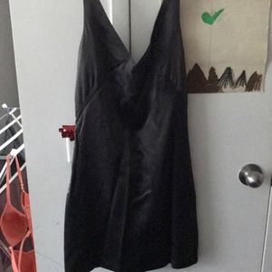 Classic v neck Gap dress for occasion